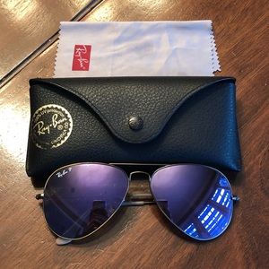 ray-ban aviators (reflective purple)